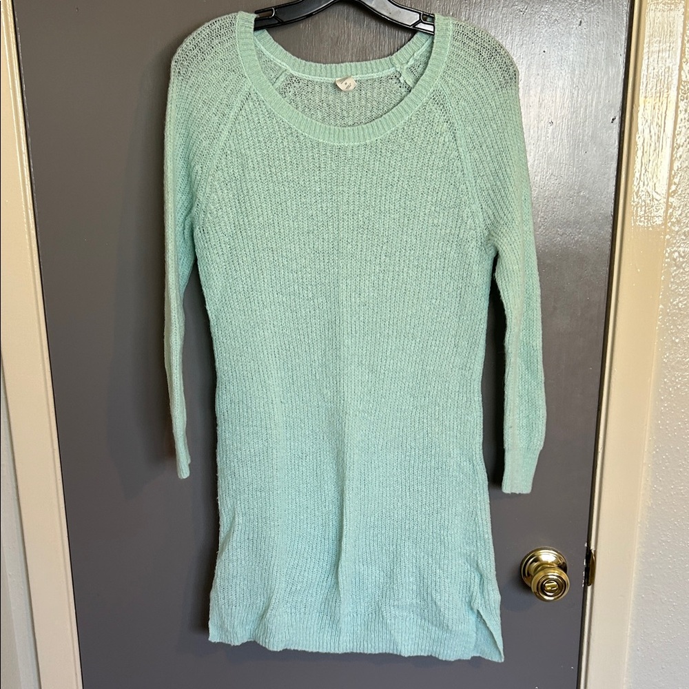Old Navy Light Green Women's Crew Neck Sweater